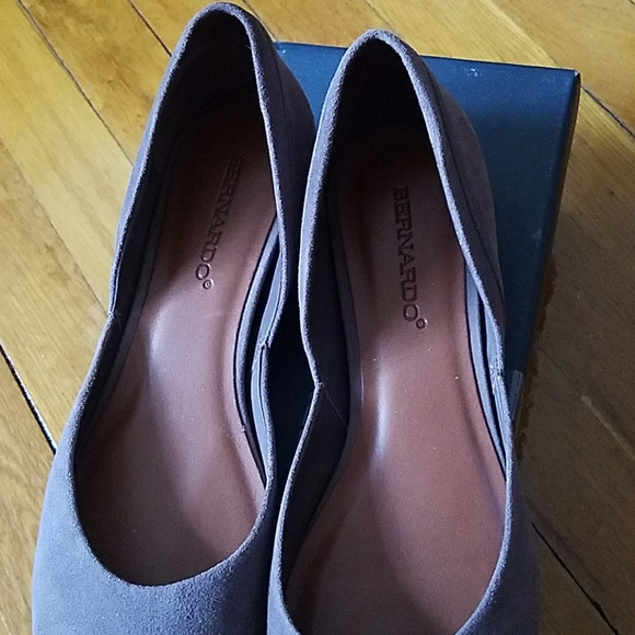 Bernardo Nakita Sueds Wedge - Picture 5 of 8